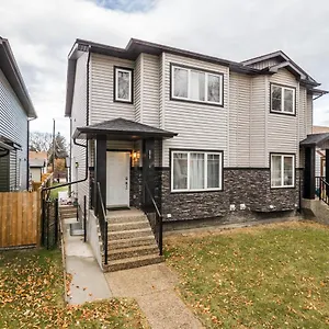 Vibrant Modern Oasis - Free Parking, Netflix, Fast Wi-fi - Long Stays Welcome Holiday home