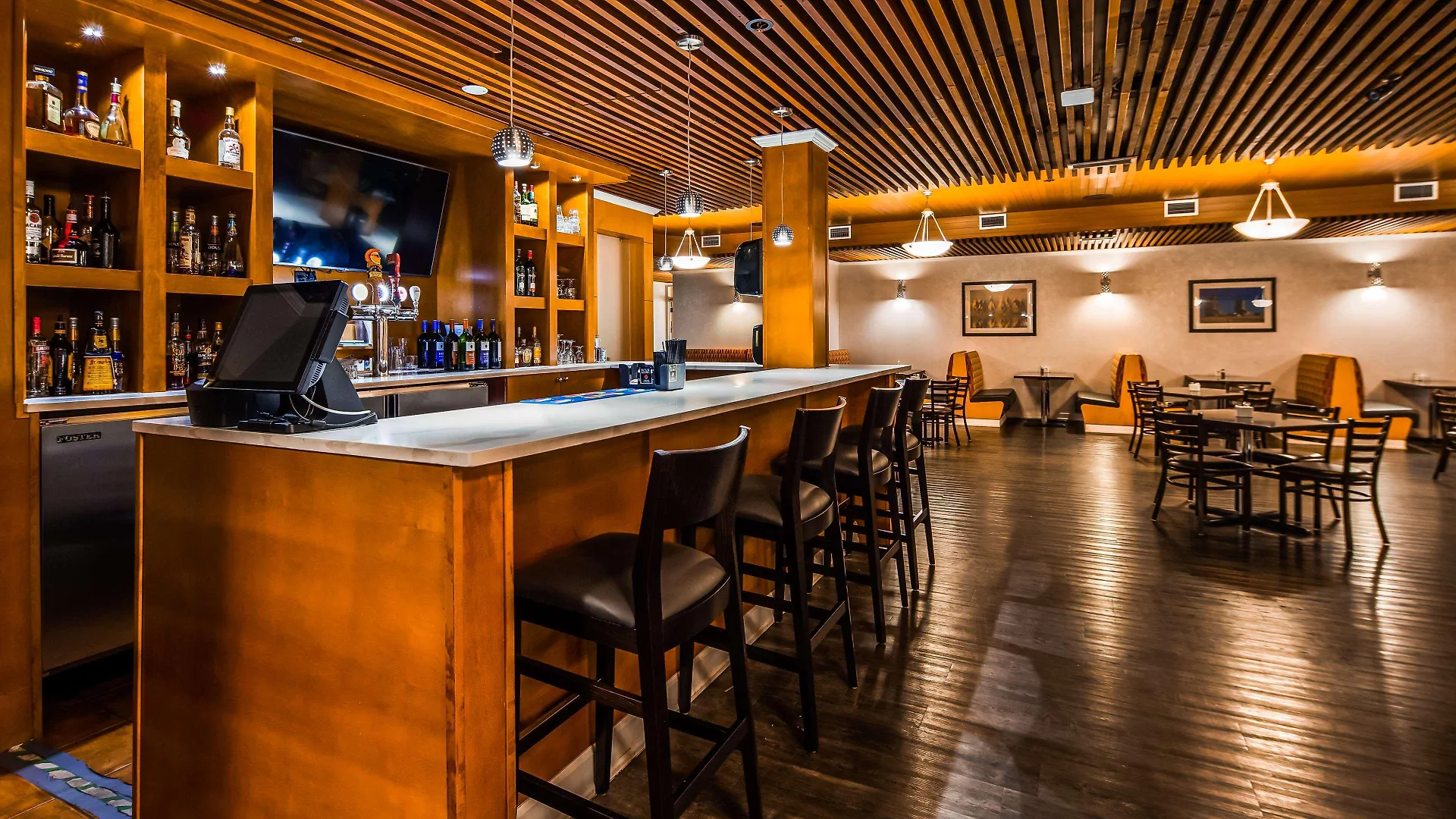 Best Western Cedar Park Inn Edmonton Hotel