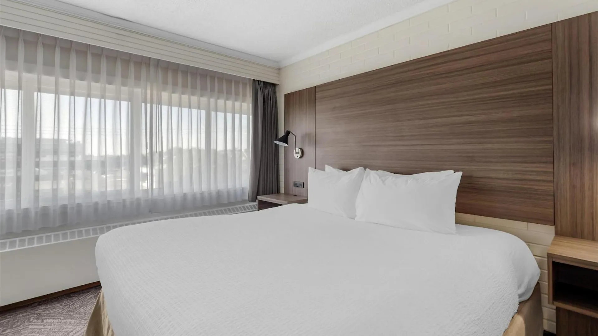 Best Western Cedar Park Inn Edmonton 3*,  Canada