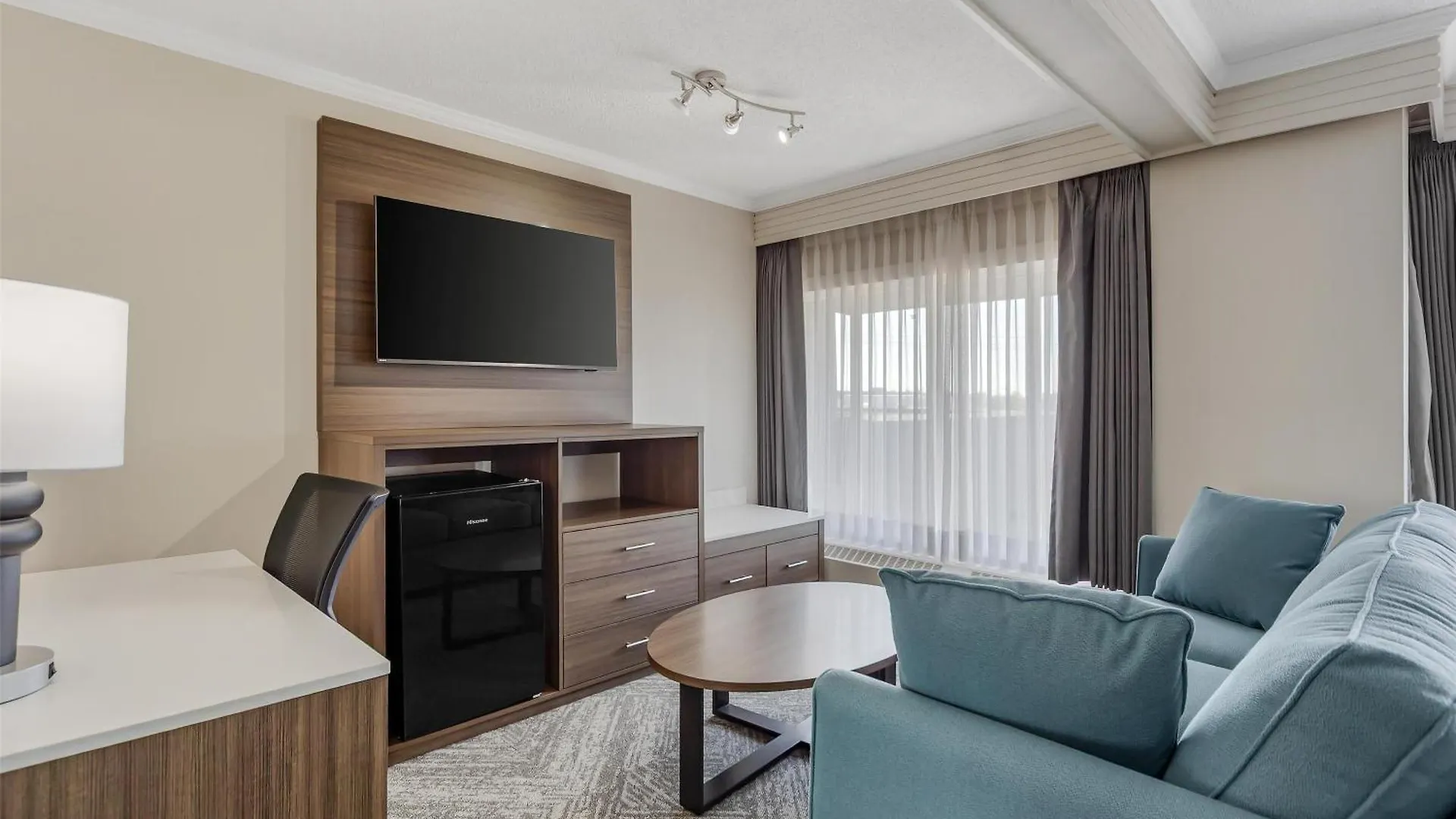 Best Western Cedar Park Inn Edmonton Hotel